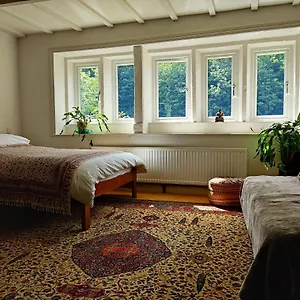 https://beautiful-quiet-room-in-the-heart-of-holmfirth.yorkshirehotels.net