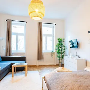Apartment Traisengasse, Vienna